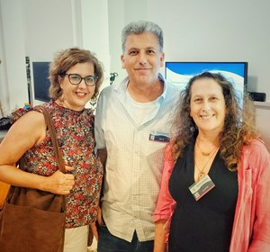שוב נפגשים