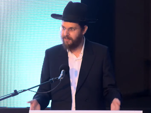 צפו בנאומו של חיים לוריא